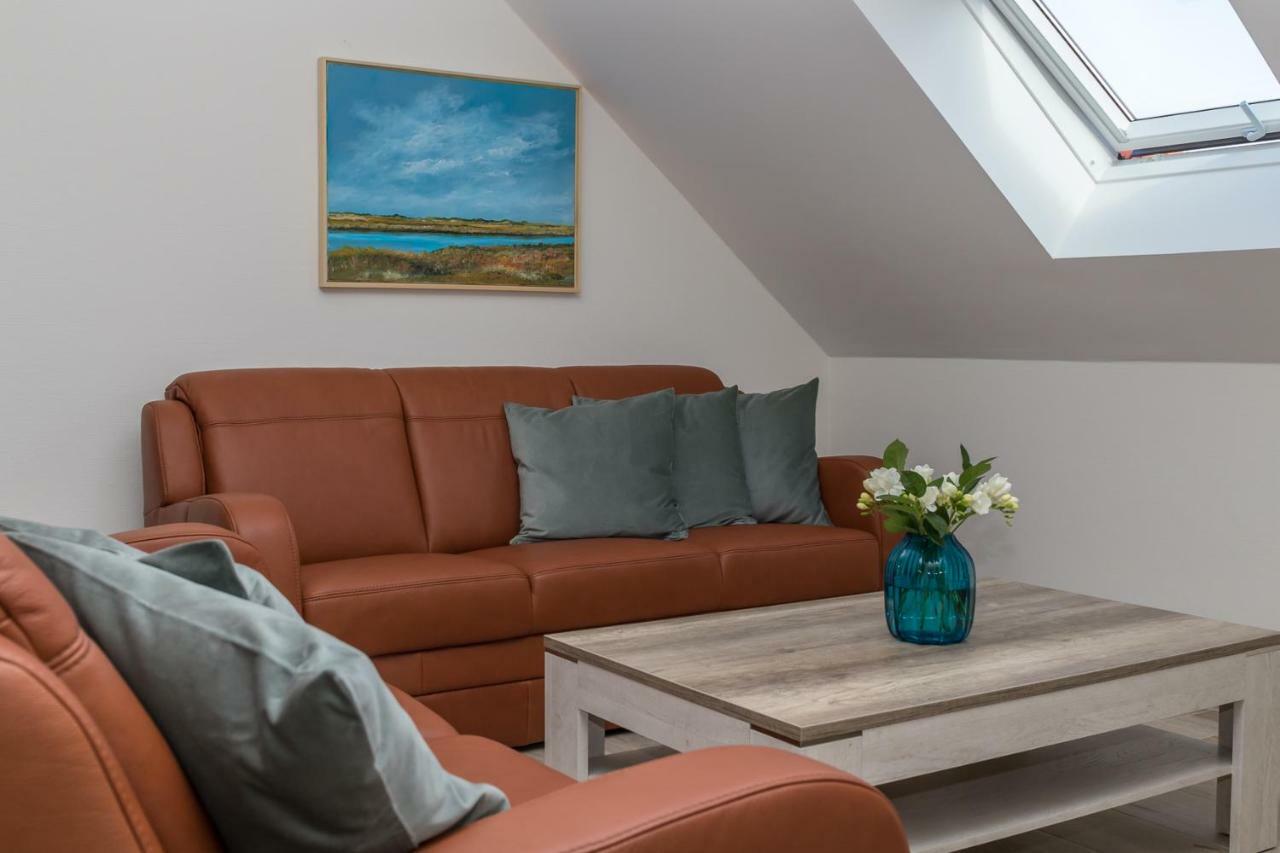 Hayungshaus Esens Apartment ภายนอก รูปภาพ