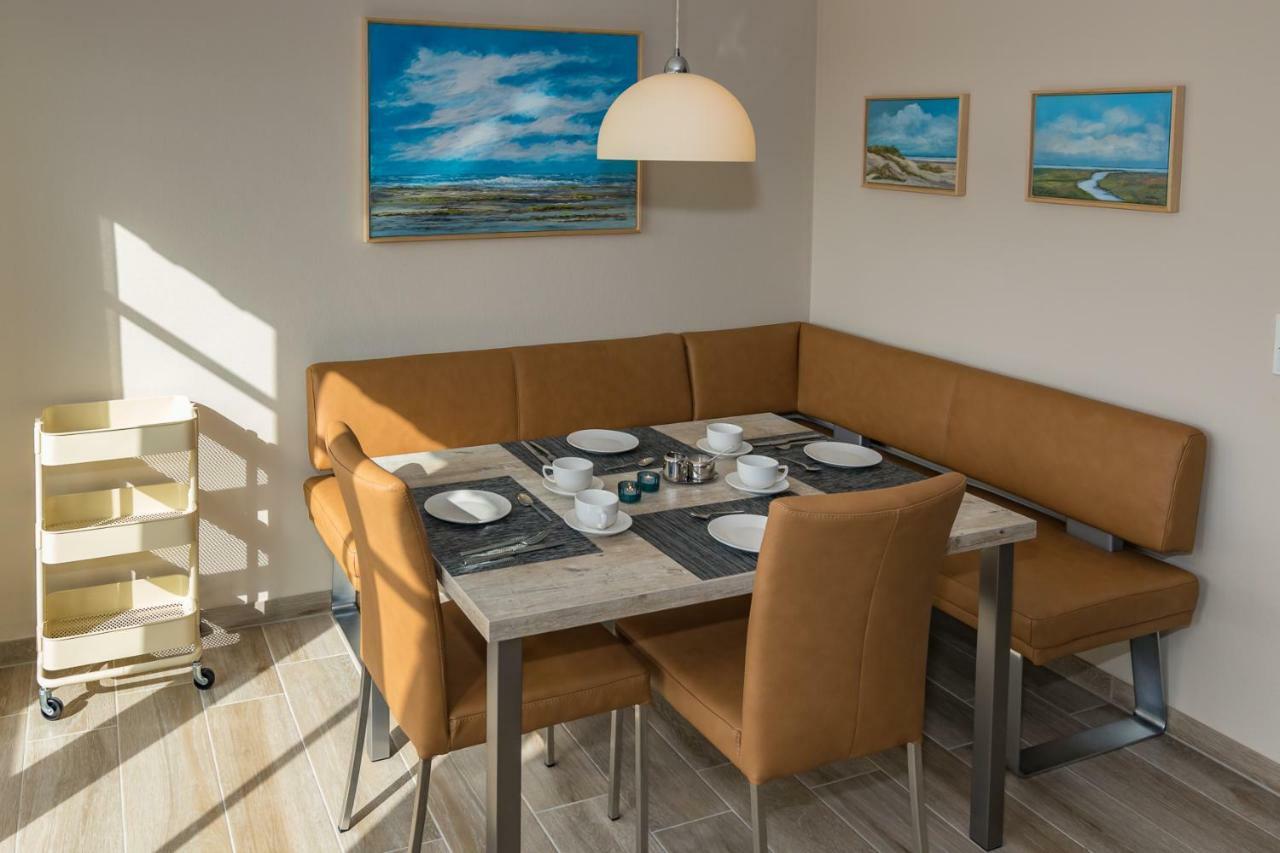 Hayungshaus Esens Apartment ภายนอก รูปภาพ